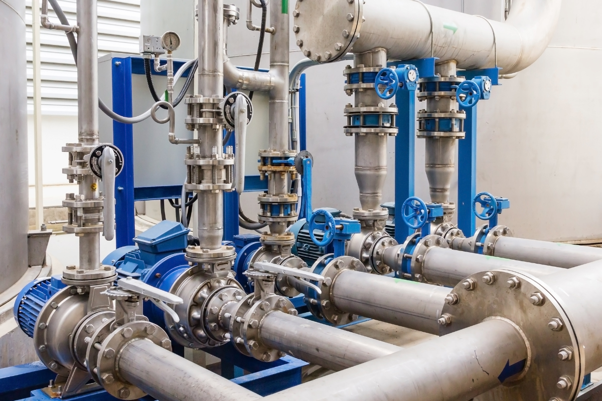 Installation de réseaux tuyauterie industrielle à Rouen ST2M Votre spécialiste de la maintenance industrielle depuis 1991